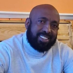 Meet your Posher, Yonas